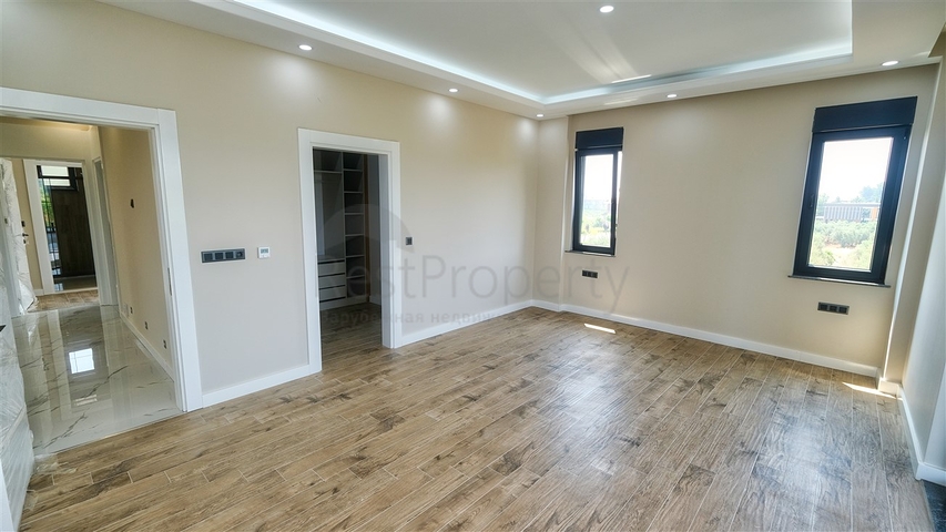 Отдельностоящая вилла 5+1 в Ешилбахире Дошемеальты