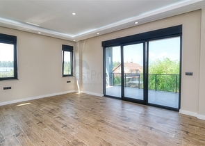 Отдельностоящая вилла 5+1 в Ешилбахире Дошемеальты