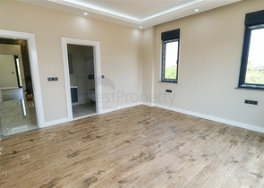 Отдельностоящая вилла 5+1 в Ешилбахире Дошемеальты