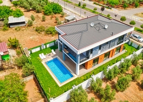 Отдельностоящая вилла 5+1 в Ешилбахире Дошемеальты