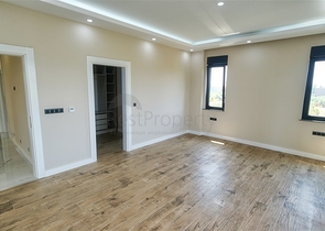 Отдельностоящая вилла 5+1 в Ешилбахире Дошемеальты