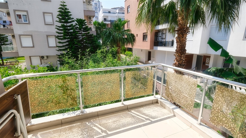 Квартира 2+1 в пешей доступности к морю в Анталии