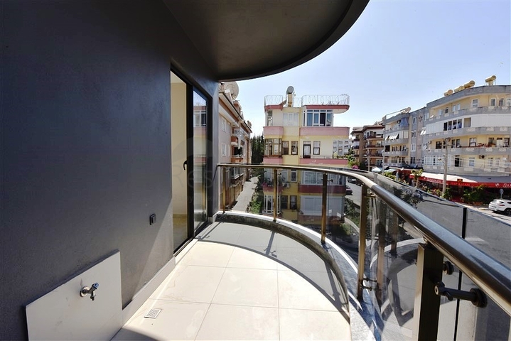 Двухкомнатная квартира в центре Алании