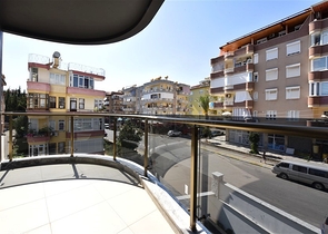 Двухкомнатная квартира в центре Алании