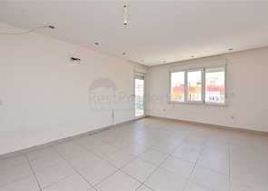 Трехкомнатная квартира в районе Махмутлар