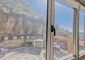 Трехкомнатная квартира с видом на море