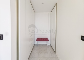 Трехкомнатная квартира с видом на море