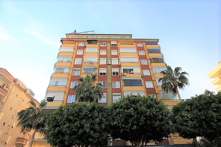 Двухкомнатная квартира в районе пляжа Клеопатры