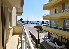 Трехкомнатная квартира в районе Махмутлар