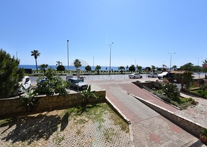 Трехкомнатная квартира в районе Махмутлар