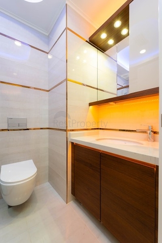 Двухкомнатная квартира с мебелью