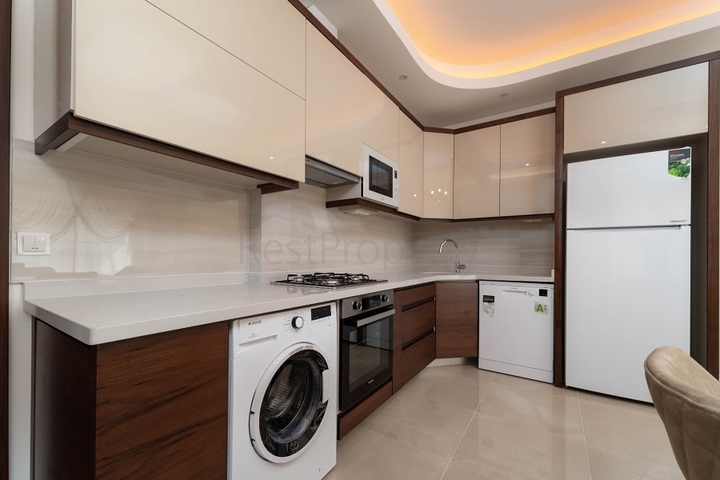 Двухкомнатная квартира с мебелью