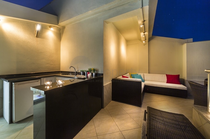 Меблированный пентхаус планировки 3+1