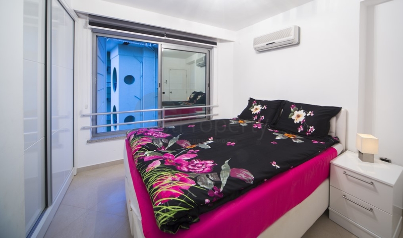 Меблированный пентхаус планировки 3+1