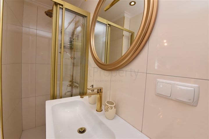 Трехкомнатная квартира с двумя спальнями на аренду