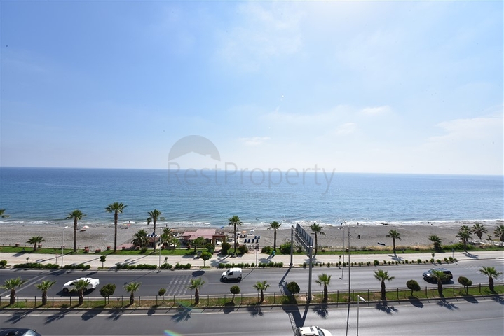 Трехкомнатная квартира с двумя спальнями на аренду