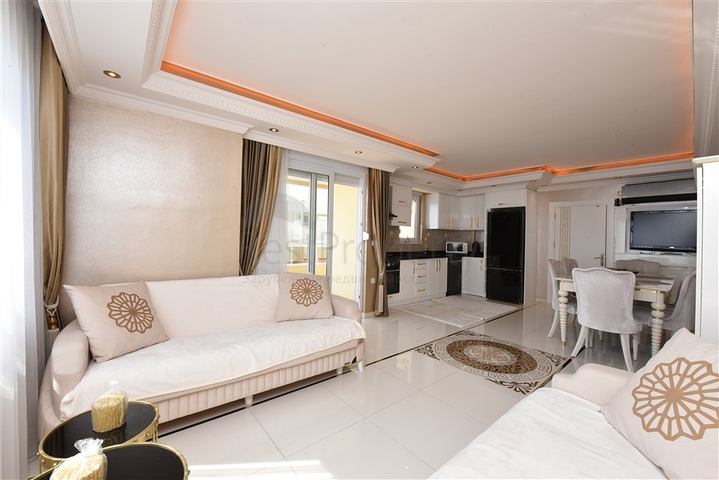 Трехкомнатная квартира с двумя спальнями на аренду