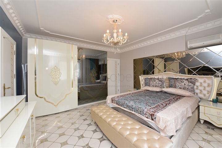 Трехкомнатная квартира с двумя спальнями на аренду