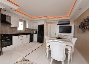 Трехкомнатная квартира с двумя спальнями на аренду