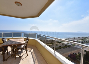 Трехкомнатная квартира с двумя спальнями на аренду