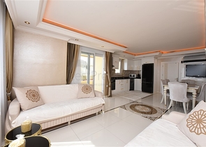 Трехкомнатная квартира с двумя спальнями на аренду