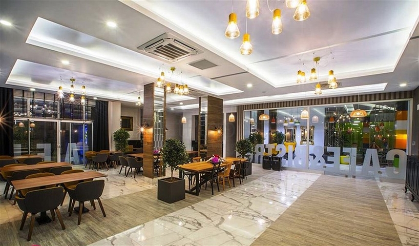 Меблированный пентхаус планировки 4+1