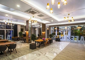 Меблированный пентхаус планировки 4+1