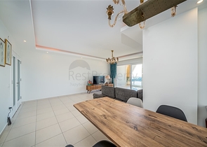 Меблированный пентхаус планировки 4+1