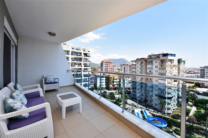 Меблированная квартира планировки 1+1 в районе Джикджилли