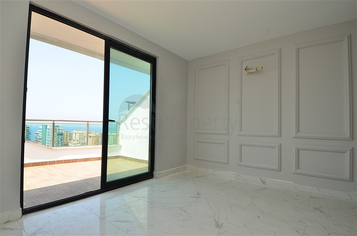 Трехкомнатный пентхаус в районе Махмутлар