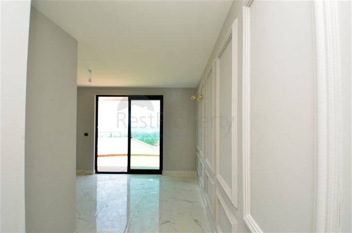 Трехкомнатный пентхаус в районе Махмутлар