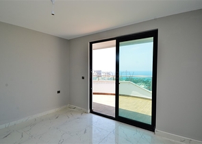 Трехкомнатный пентхаус в районе Махмутлар