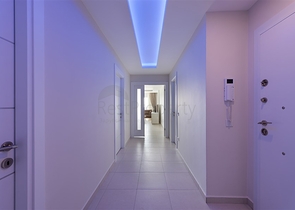 Трехкомнатная квартира с мебелью