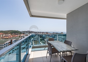 Трехкомнатная квартира с мебелью