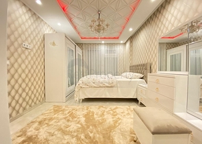 Трехкомнатная квартира с мебелью