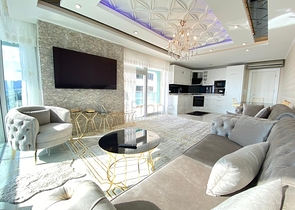 Трехкомнатная квартира с мебелью