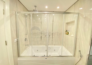 Трехкомнатная квартира с мебелью