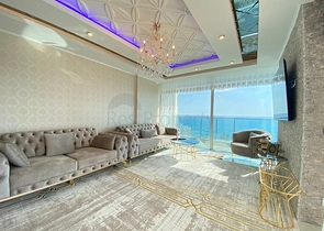 Трехкомнатная квартира с мебелью