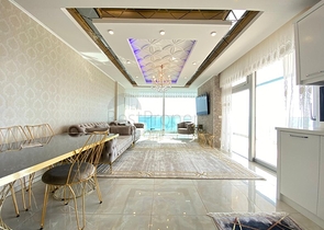 Трехкомнатная квартира с мебелью