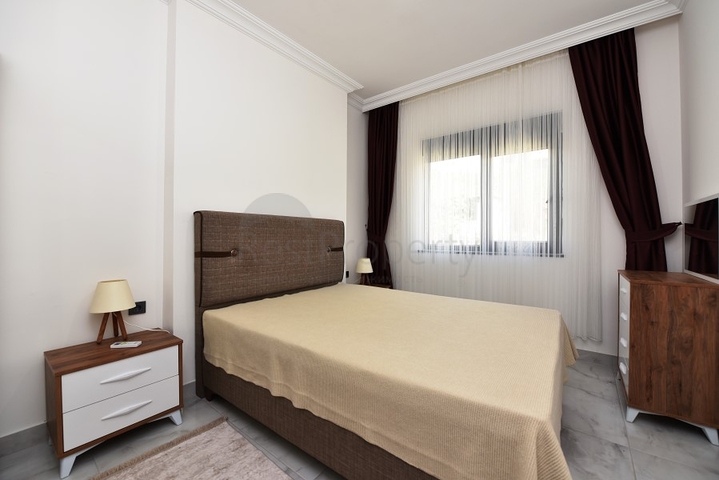 Двухкомнатная квартира с мебелью на аренду в Махмутларе