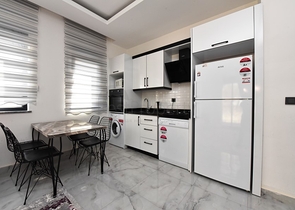 Двухкомнатная квартира с мебелью на аренду в Махмутларе