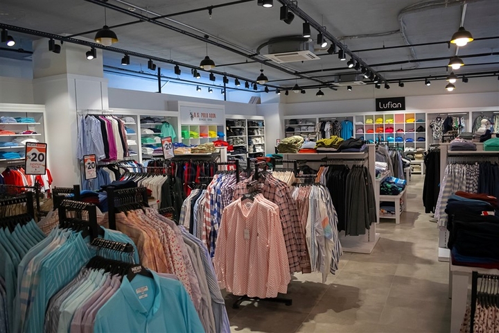 Торговые помещения в районе Окурджалар