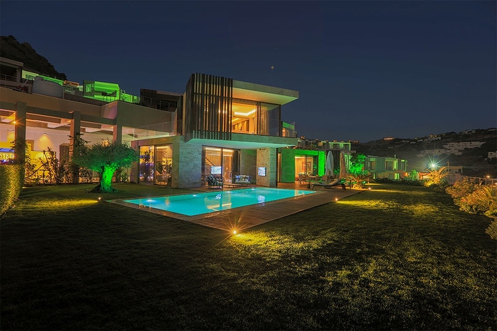 Элитные виллы на первой линии  Ялыкавак с отельной концепцией!