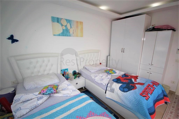 Трехкомнатный пентхаус с мебелью 