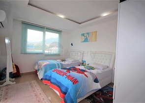 Трехкомнатный пентхаус с мебелью 