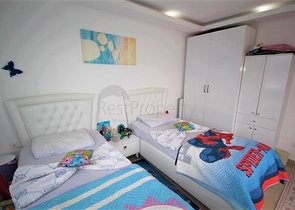 Трехкомнатный пентхаус с мебелью 