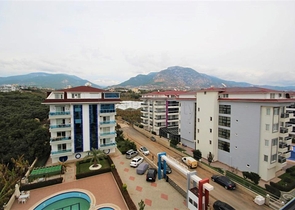 Трехкомнатный пентхаус с мебелью 