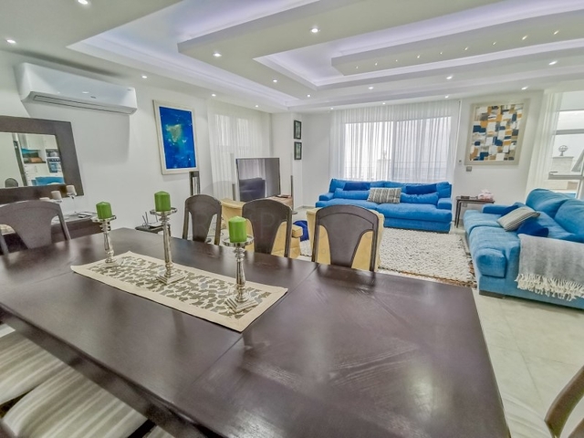 Меблированная вилла планировки 4+1