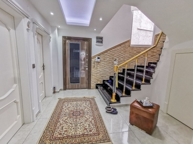 Меблированная вилла планировки 4+1