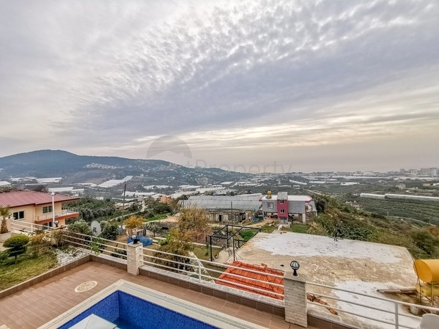 Меблированная вилла планировки 4+1